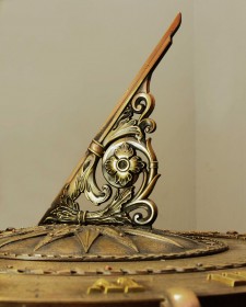 Арт-объект "Солнечные часы"